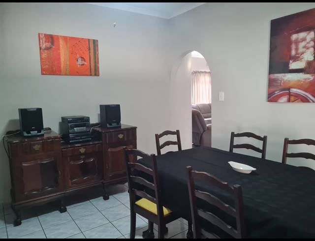 4 BEDROOM FREESTANDING FOR SALE IN ARBORETUM
